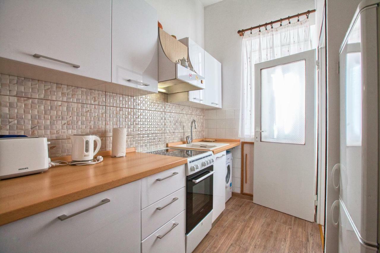 Apartment Rosy Пула Екстер'єр фото